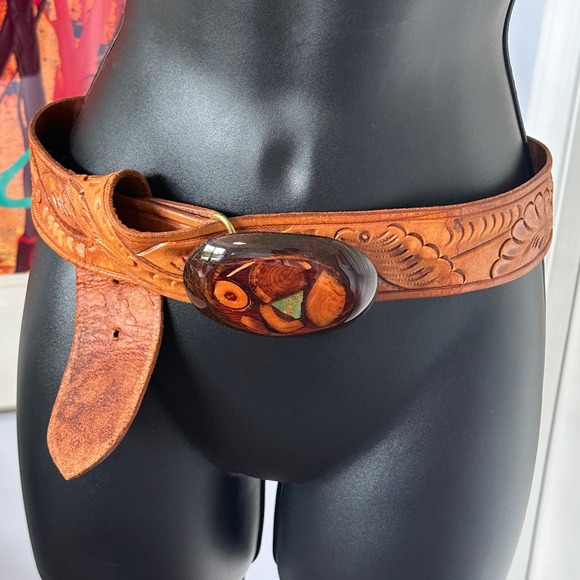 Vintage Ray Rhodes Resin Wood Belt Buckle Tooled Leather Belt Southwest Artisan - Picture 2 of 5